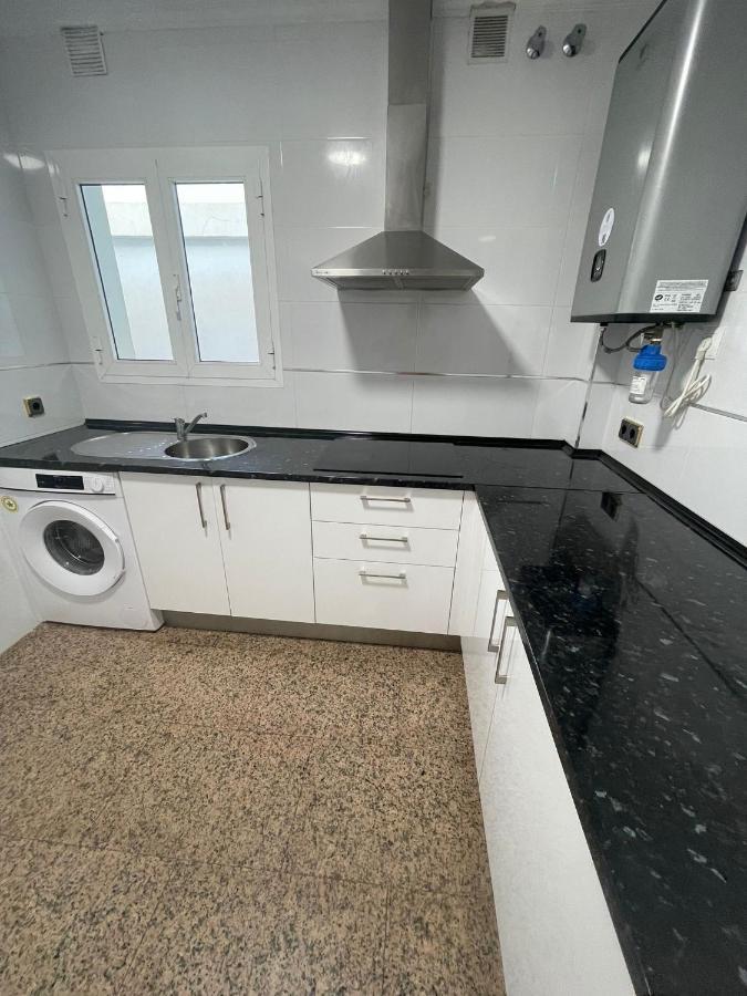 Encantadora Habitacion Privada Cerca Del Mar Málaga Esterno foto